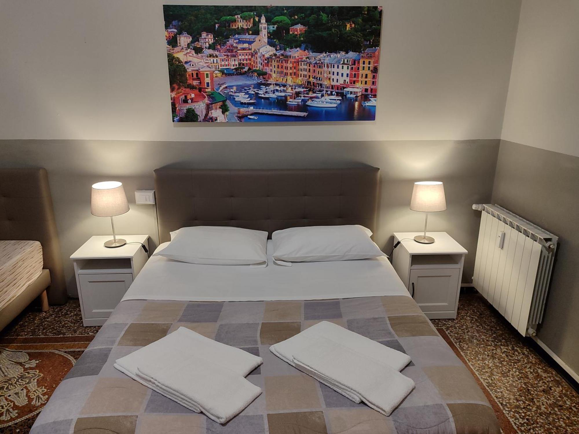 Guesthouse La Briosa Nicole เจนัว ภายนอก รูปภาพ