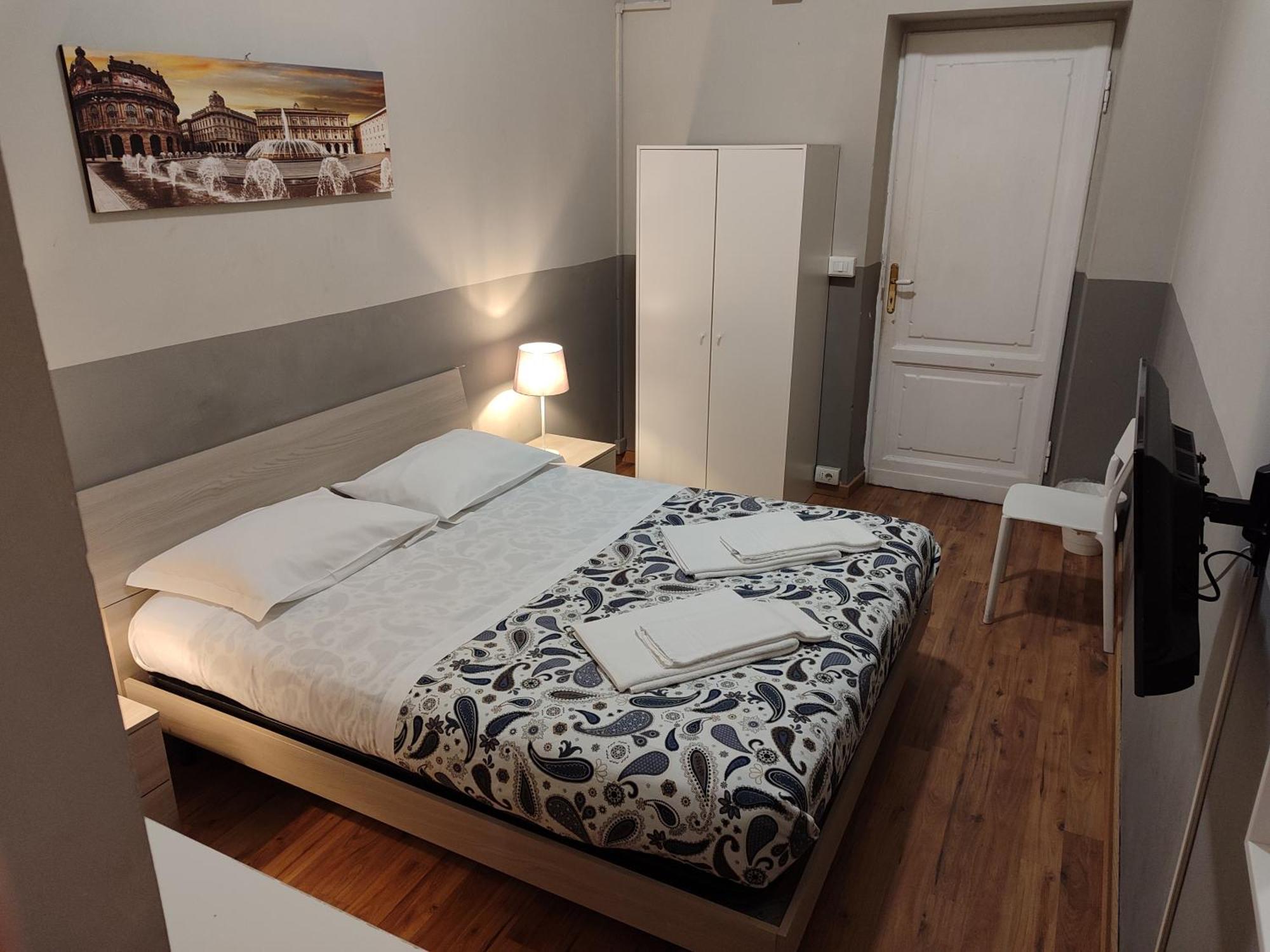 Guesthouse La Briosa Nicole เจนัว ภายนอก รูปภาพ