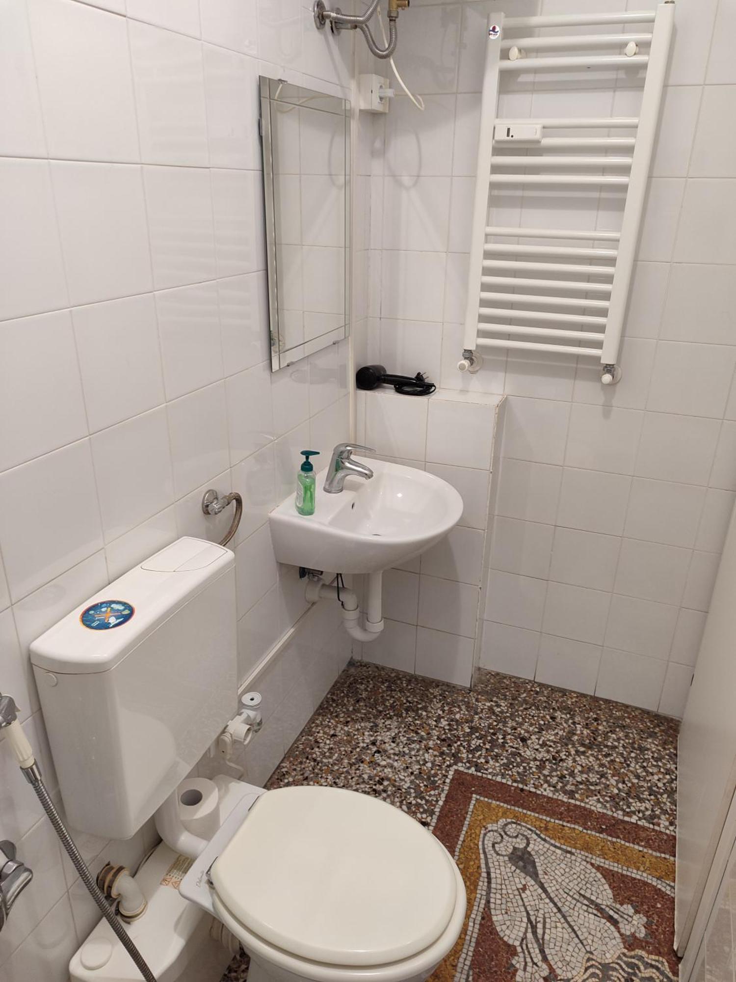 Guesthouse La Briosa Nicole เจนัว ภายนอก รูปภาพ