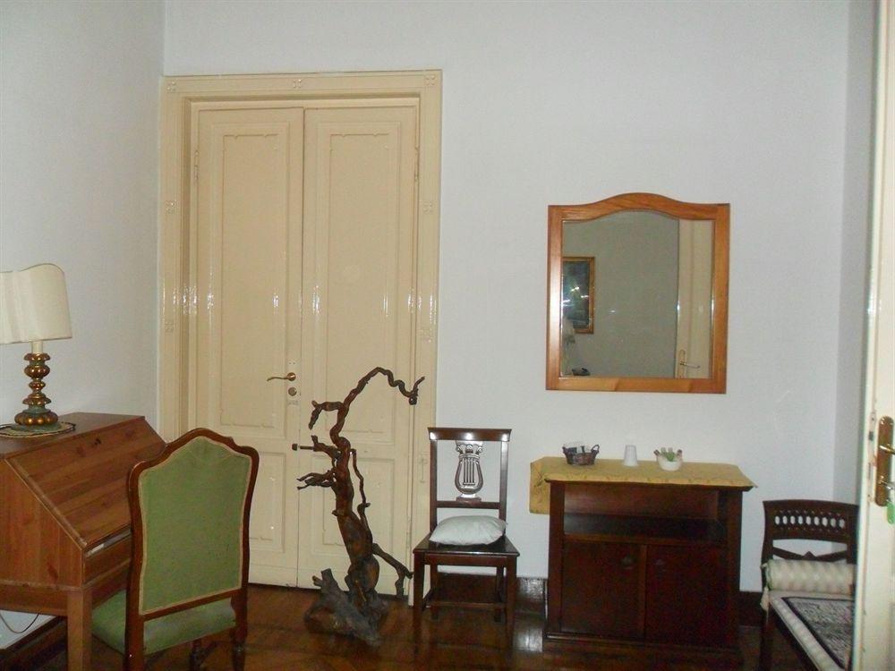 Guesthouse La Briosa Nicole เจนัว ภายนอก รูปภาพ