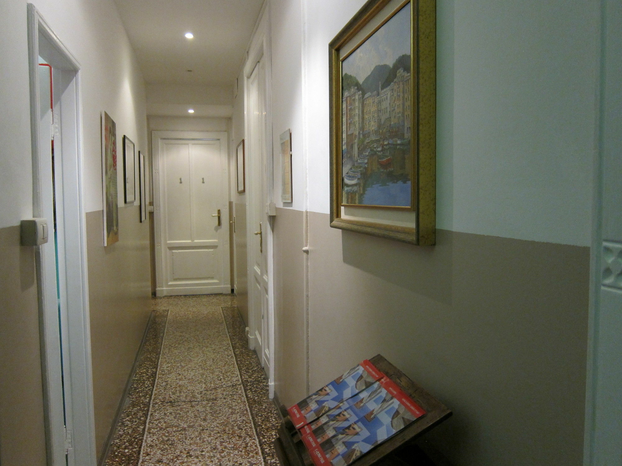 Guesthouse La Briosa Nicole เจนัว ภายนอก รูปภาพ
