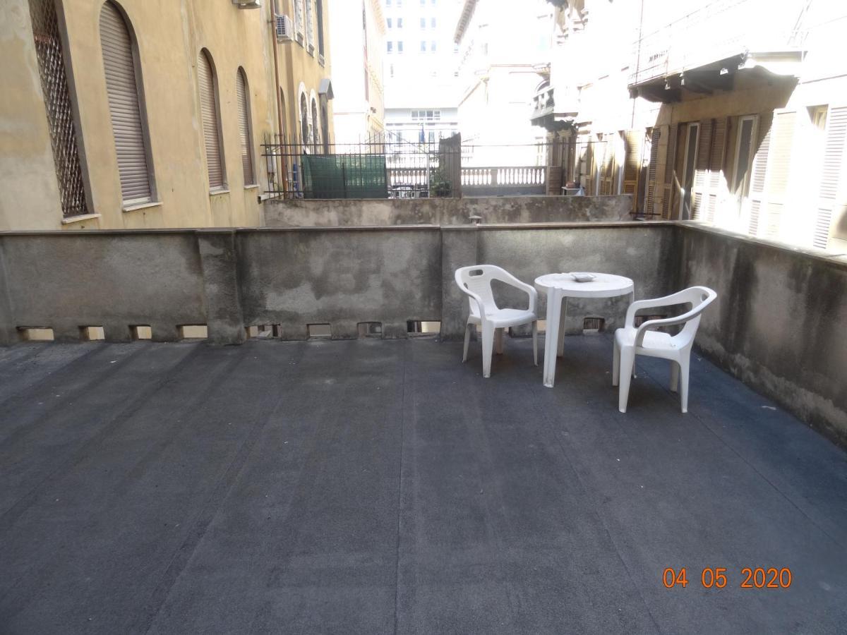 Guesthouse La Briosa Nicole เจนัว ภายนอก รูปภาพ
